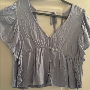 Light blue flowy top with v back
